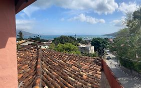 Vista para o mar, Wi-Fi e conforto em Ilhabela